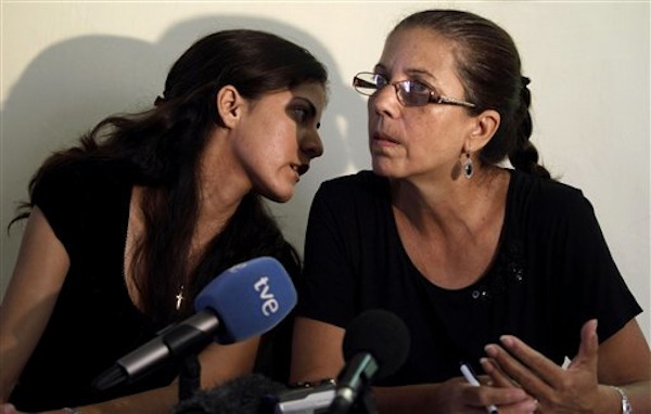 Rosa Maria Paya, Ofelia Acevedo