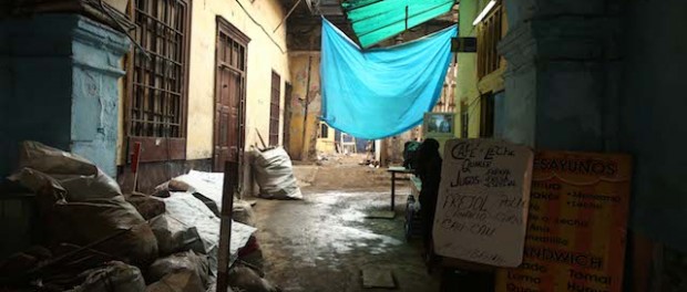 LIMA-CASAS VIEJAS