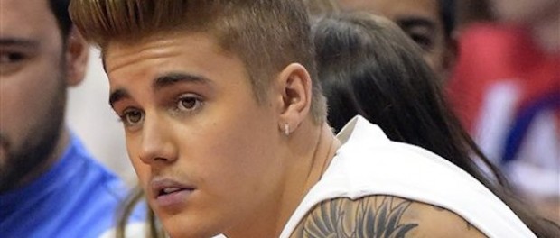 Justin Bieber, Scooter Braun