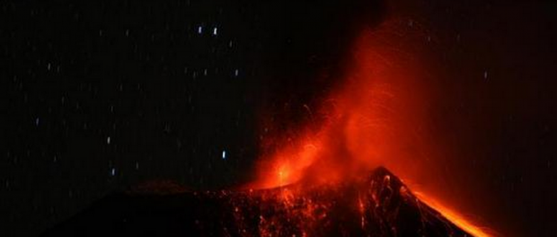 volcán Tungurahua Andes
