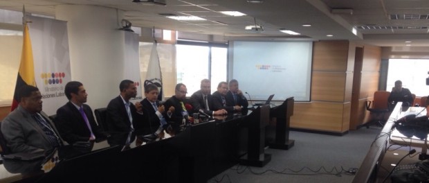 Visita Fifpro y Afe a Min rel lab.