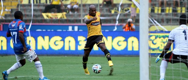 Barcelona. Michael Quiñónez