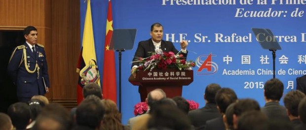 Correa en China