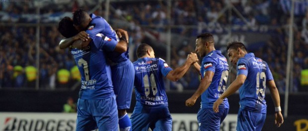 emelec vs t strongest