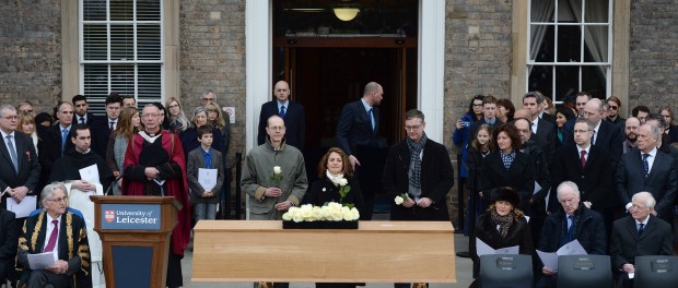 King Richard III coffin cortege departs Leicester University