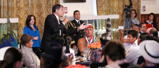 correa indígenas