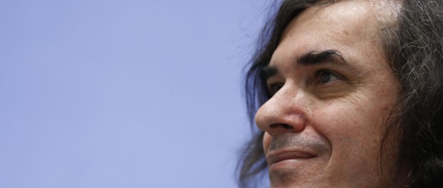 MIRCEA CARTARESCU: LA POESÍA ESTÁ EN UNA FELIZ AGONÍA DESDE HACE 2.000 AÑOS