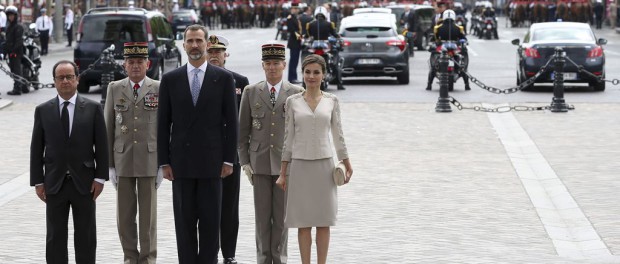 PRIMERA VISITA DE ESTADO DE LOS REYES A PARÍS