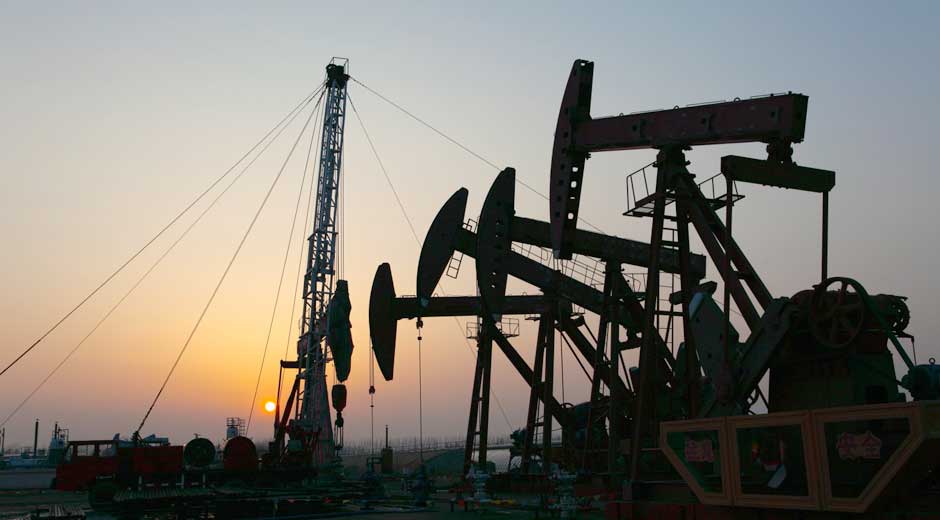 El petróleo WTI abrió con una bajada hasta los USD 82,45