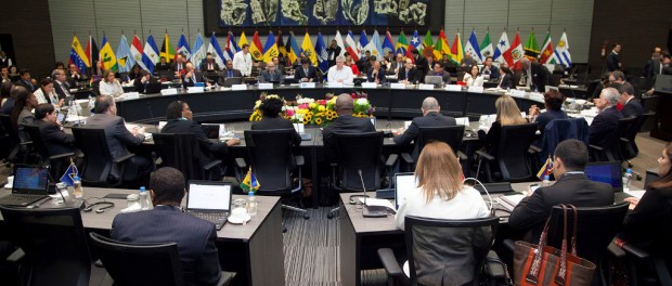 reunion celac quito