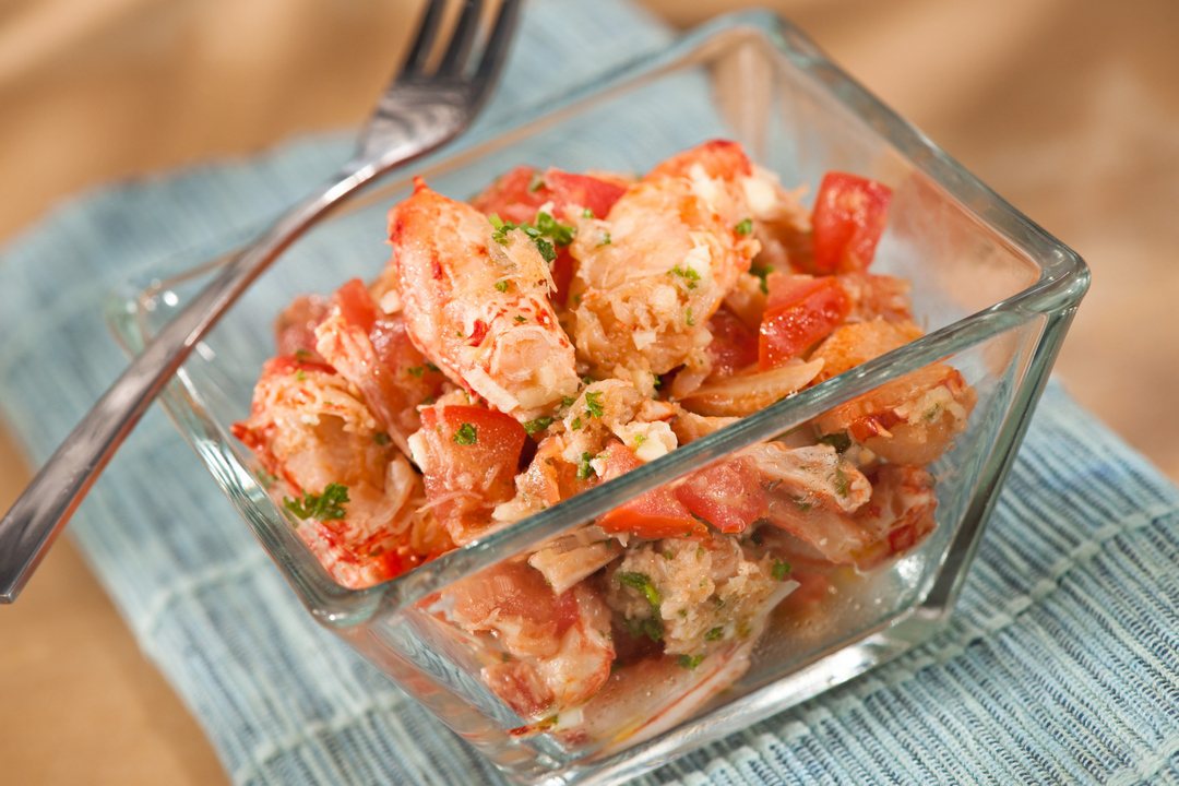 langosta con tomate