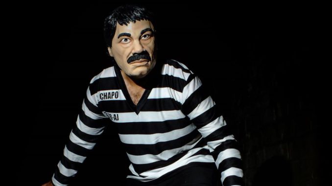 UN DISFRAZ DEL CHAPO BUSCA SER EL FAVORITO DE HALLOWEEN EN MÉXICO