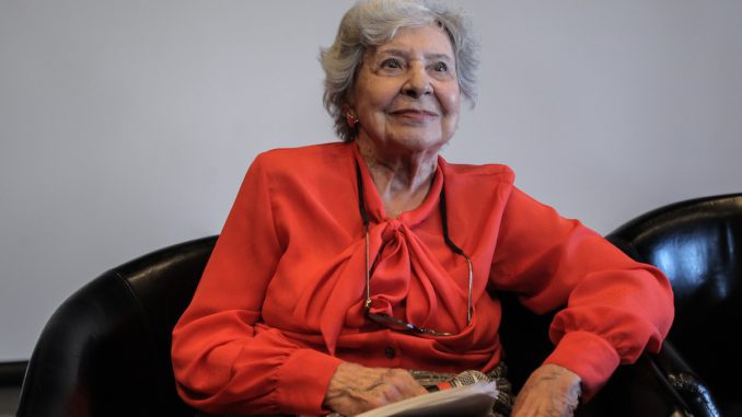 CARMEN ROMERO, UNA VOZ VIVA DEL EXILIO ESPAÑOL QUE LUCHA CONTRA EL OLVIDO