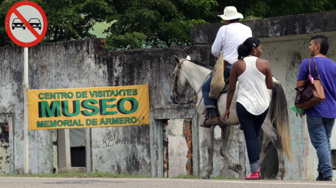 COLOMBIA RECUERDA A LOS 25.000 MUERTOS DE ARMERO, SU PEOR TRAGEDIA NACIONAL