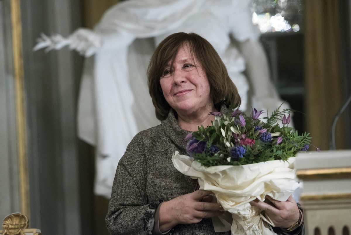 LA PREMIO NOBEL DE LITERATURA, SVETLANA ALEXIEVITCHDURANTE UNA CONFERENCIA EN ESTOCOLMO