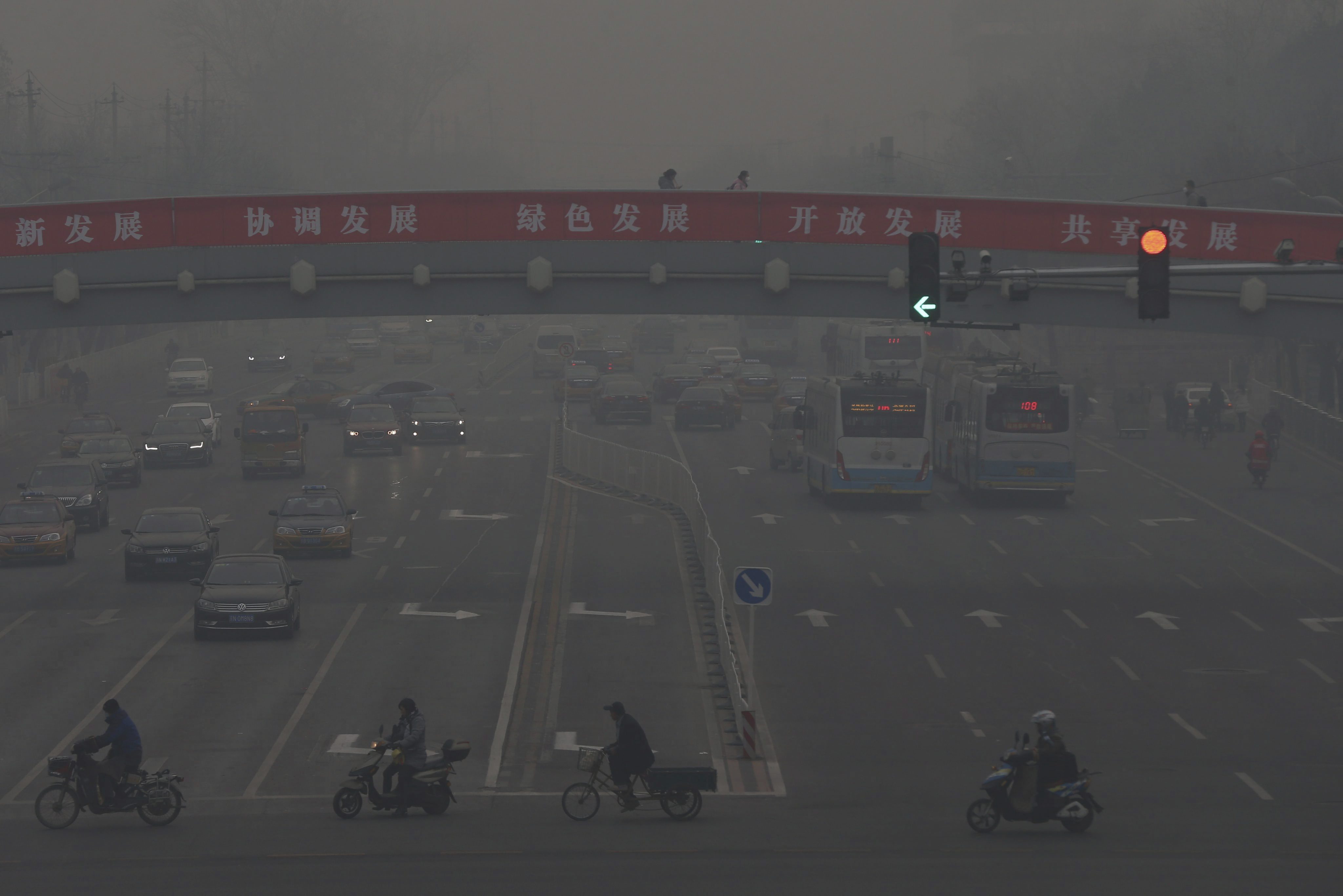 CONTAMINACIÓN EN PEKÍN