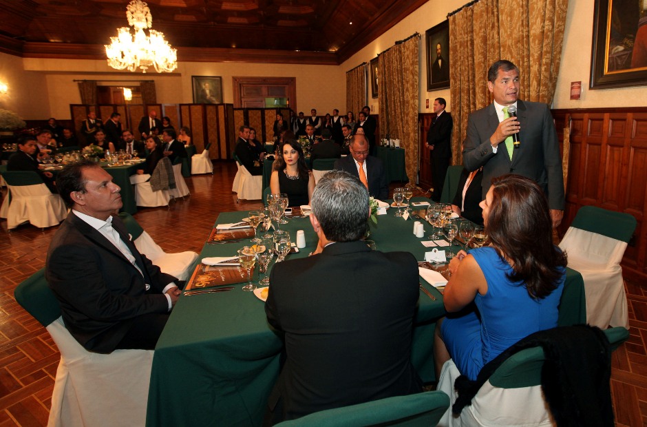 correa feriados