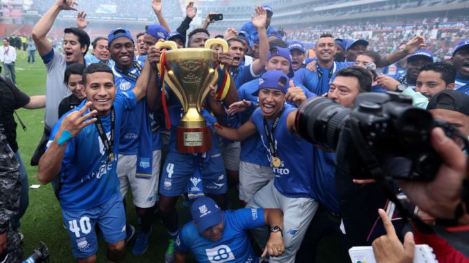 emelec tricampeón