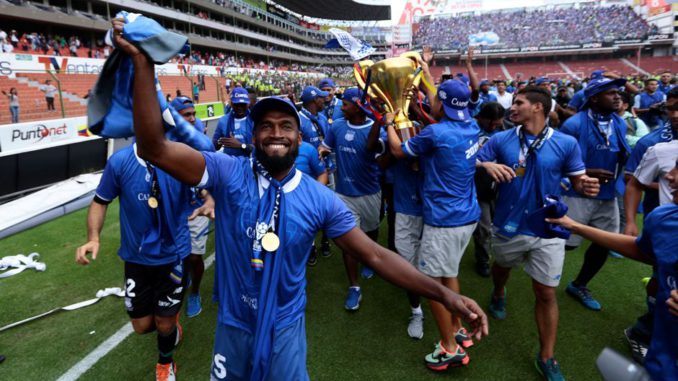 emelec tricampeón dos
