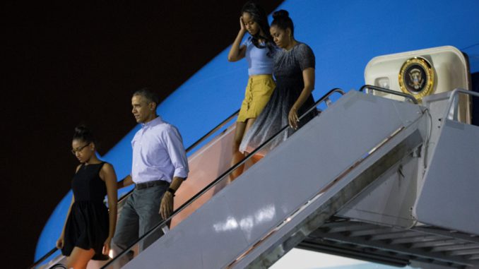 OBAMA-BIDEN-LISTA NAVIDAD