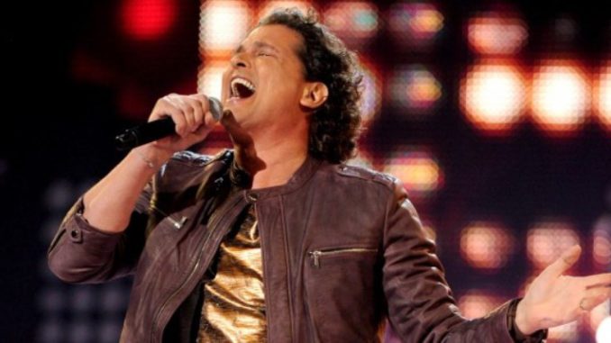 Carlos vive cantando