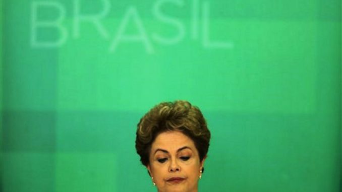 Dilma fondo verde
