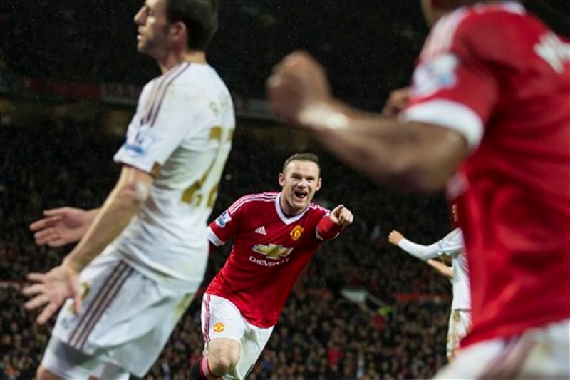 Wayne Rooney anotó el gol de su equipo premier liga inglesa