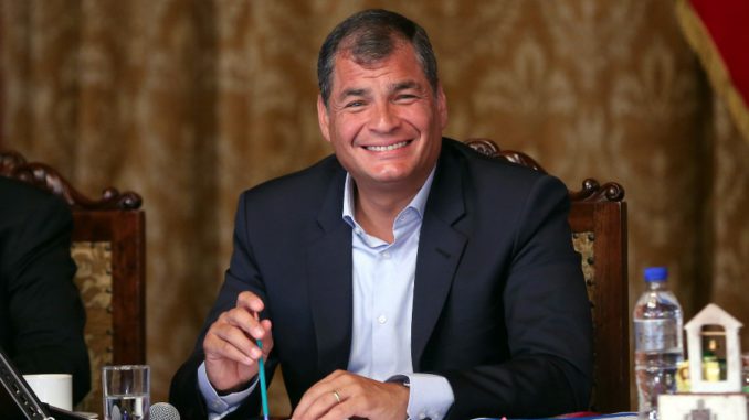 correa petróleo dos