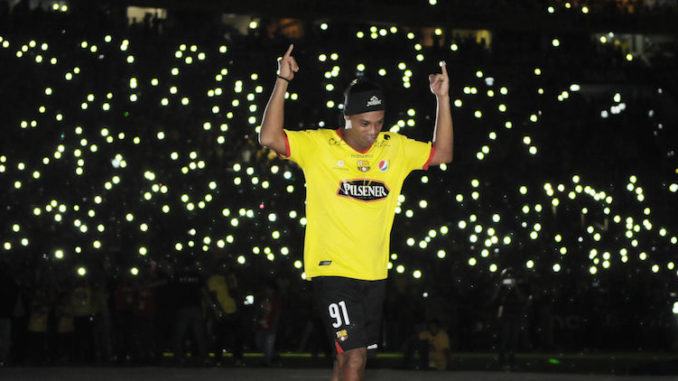 ronaldinho noche a