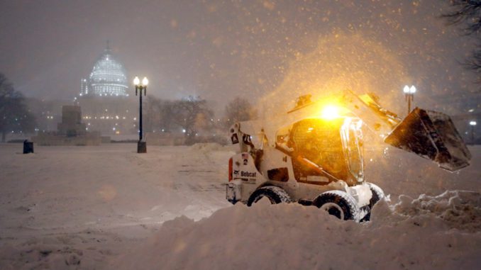 AMN-GEN EEUU-TORMENTA DE NIEVE