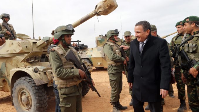 Tunisia erects anti-jihadi fence along border with Libya