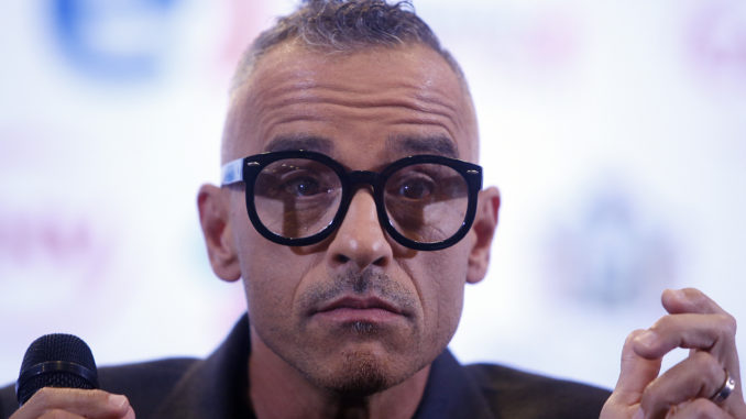 EROS RAMAZZOTTI EN RUEDA DE PRENSA EN EL FESTIVAL DE VIÑA DEL MAR
