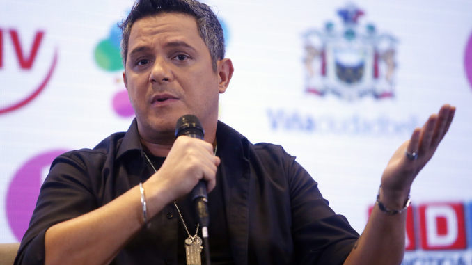 ALEJANDRO SANZ EN EL FESTIVAL DE VIÑA DEL MAR