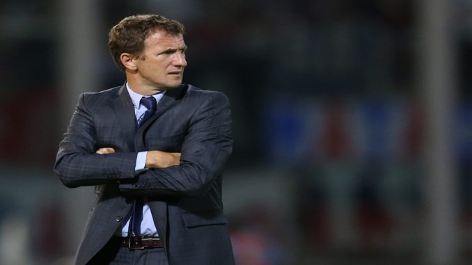 BOCA JUNIORS DESPIDE AL ENTRENADOR ARRUABARRENA TRAS DERROTA CON RACING CLUB