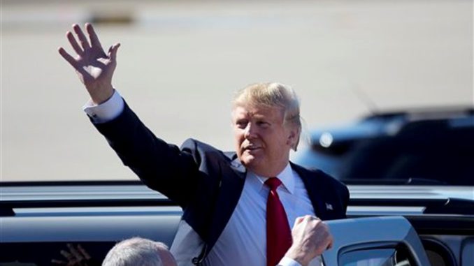Donal Trump carro