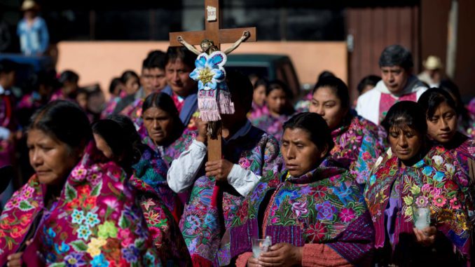 PAPA-MEXICO INDIGENAS DE CHIAPAS