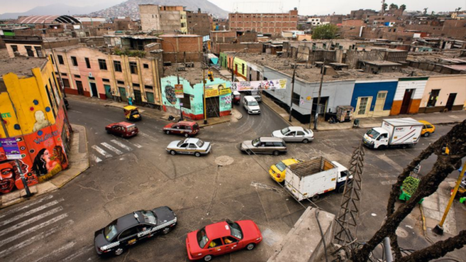 Cinco esquinas Lima