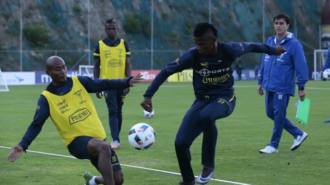 Ecuador entrenamiento