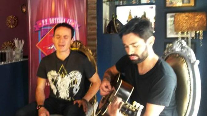 Fonseca cantando