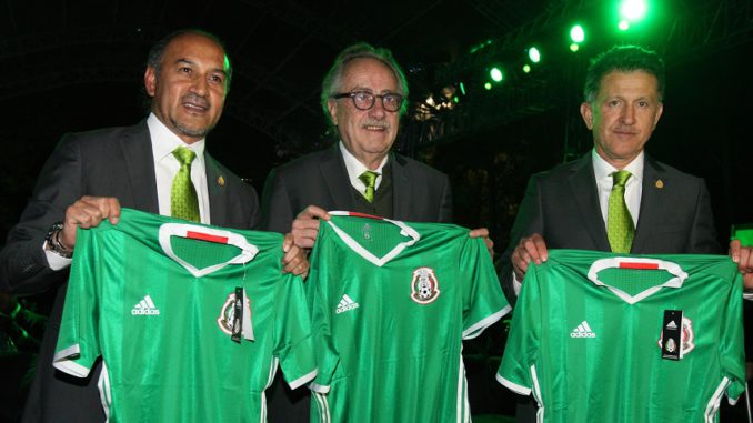 NUEVA CAMISETA DE LA SELECCIÓN MEXICANA DE FÚTBOL