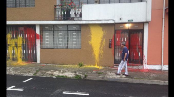 tuitero agredido