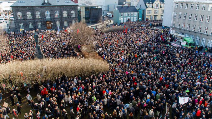 [VOP] Manifestación en defensa de los acuerdos de Jueves Santo y el derecho a decidir Islandia-678x381