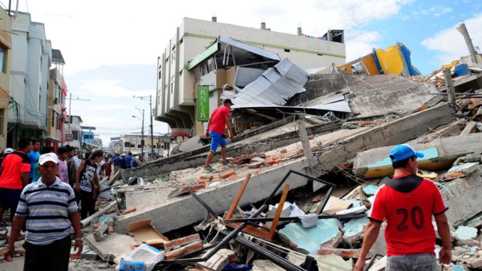 manta terremoto cuatro