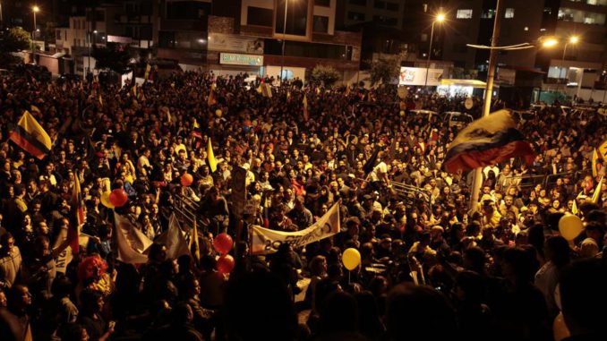 LA OPOSICIÓN Y EL OFICIALISMO EN ECUADOR MIDEN FUERZAS POR REFORMA TRIBUTARIA