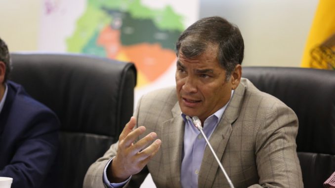 correa impuestos viernes