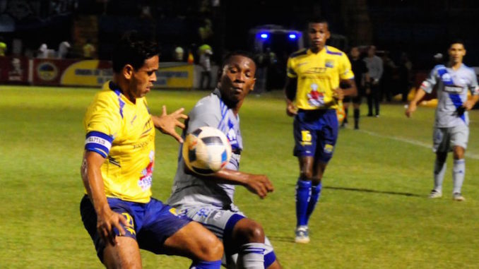 delfin emelec