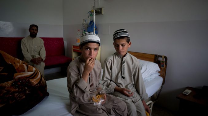 PAKISTAN NIÑOS SOLARES