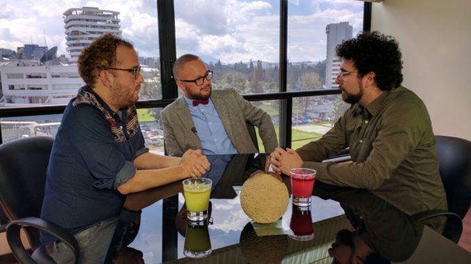 Andrés Cornejo y Pablo Arturo Suárez, en entrevista con Miguel Molina Díaz. Foto de La República.