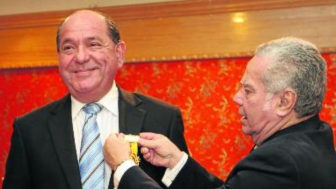 Adolfo-Bucaram (1)