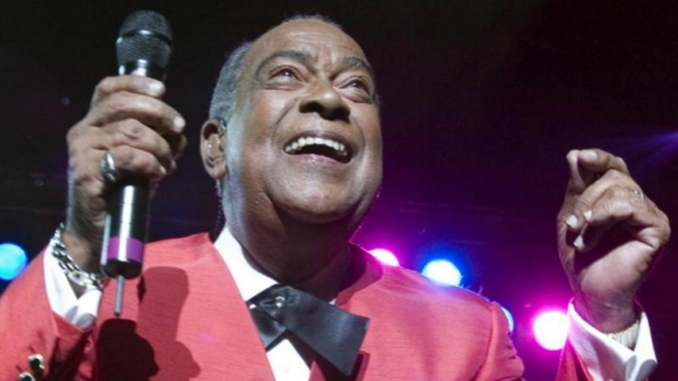 Dedican un mosaico al cantante puertorriqueño Cheo Feliciano en San Juan
